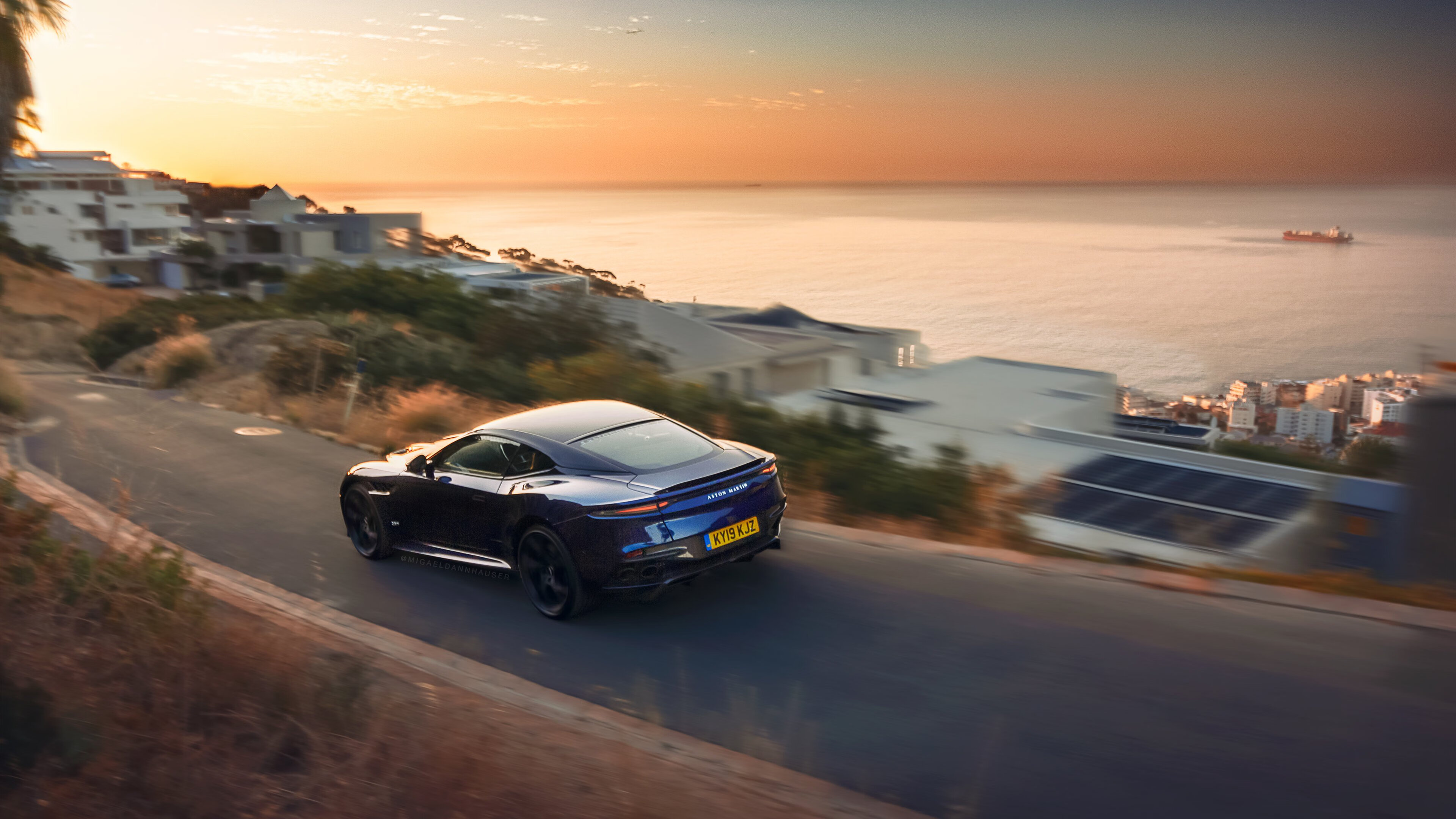 fb体育官网入口-查默斯决赛表现引发媒体热议，查尔莫斯选秀