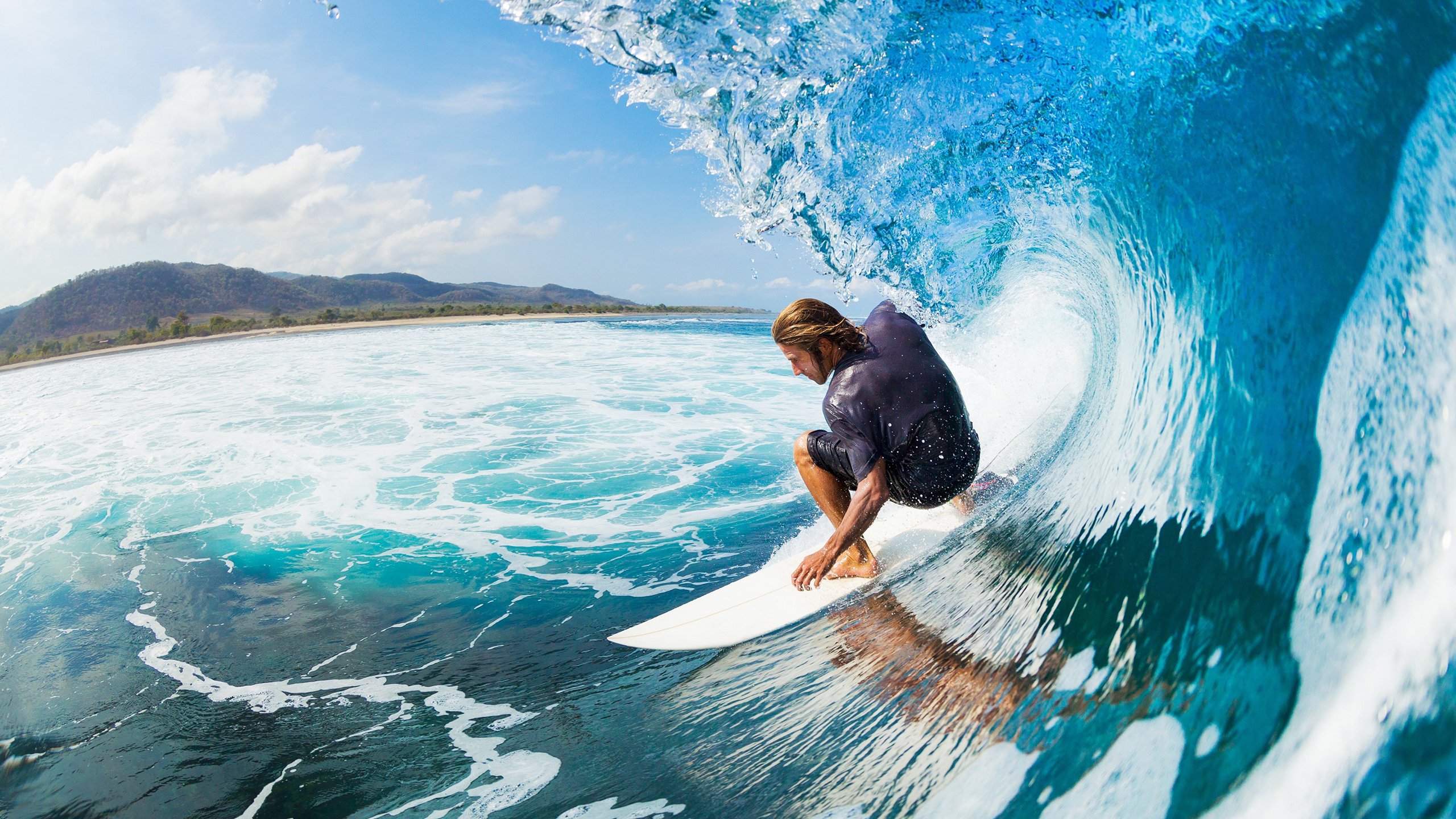 FB SPORTS-巴萨控球占优，逐步蚕食对手防线，巴萨控球率98